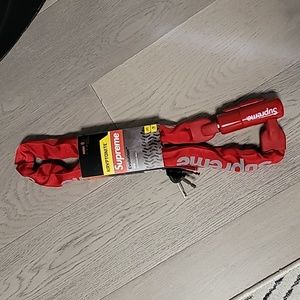 Supreme Kryptonite Lock